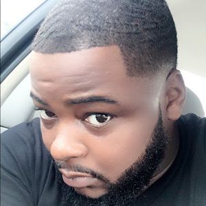 Meet your Posher, Derrick